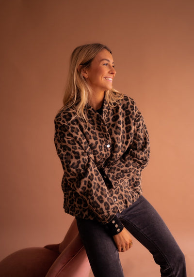 Emílie | Módní bunda s leopardím vzorem